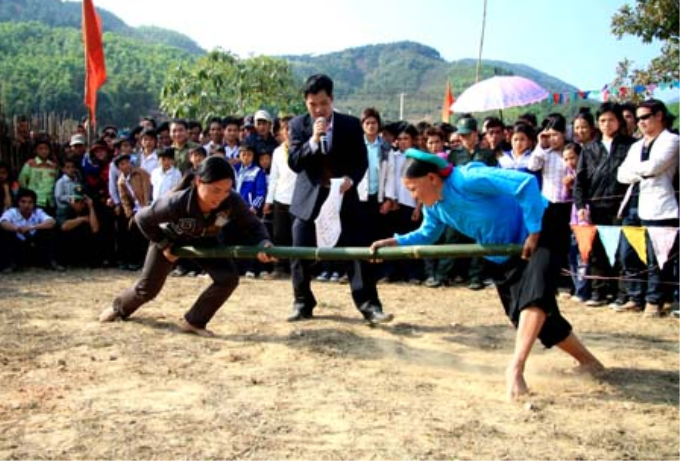 Nông dân Tiên Yên tích cực tham gia các môn thể thao, giữ gìn, phát huy nét đẹp bản sắc văn hóa dân tộc. Ảnh TL